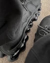 Hiroshi Fujiwara hé lộ bản collab sắp ra mắt giữa fragment design và Nike Air Liquid Max