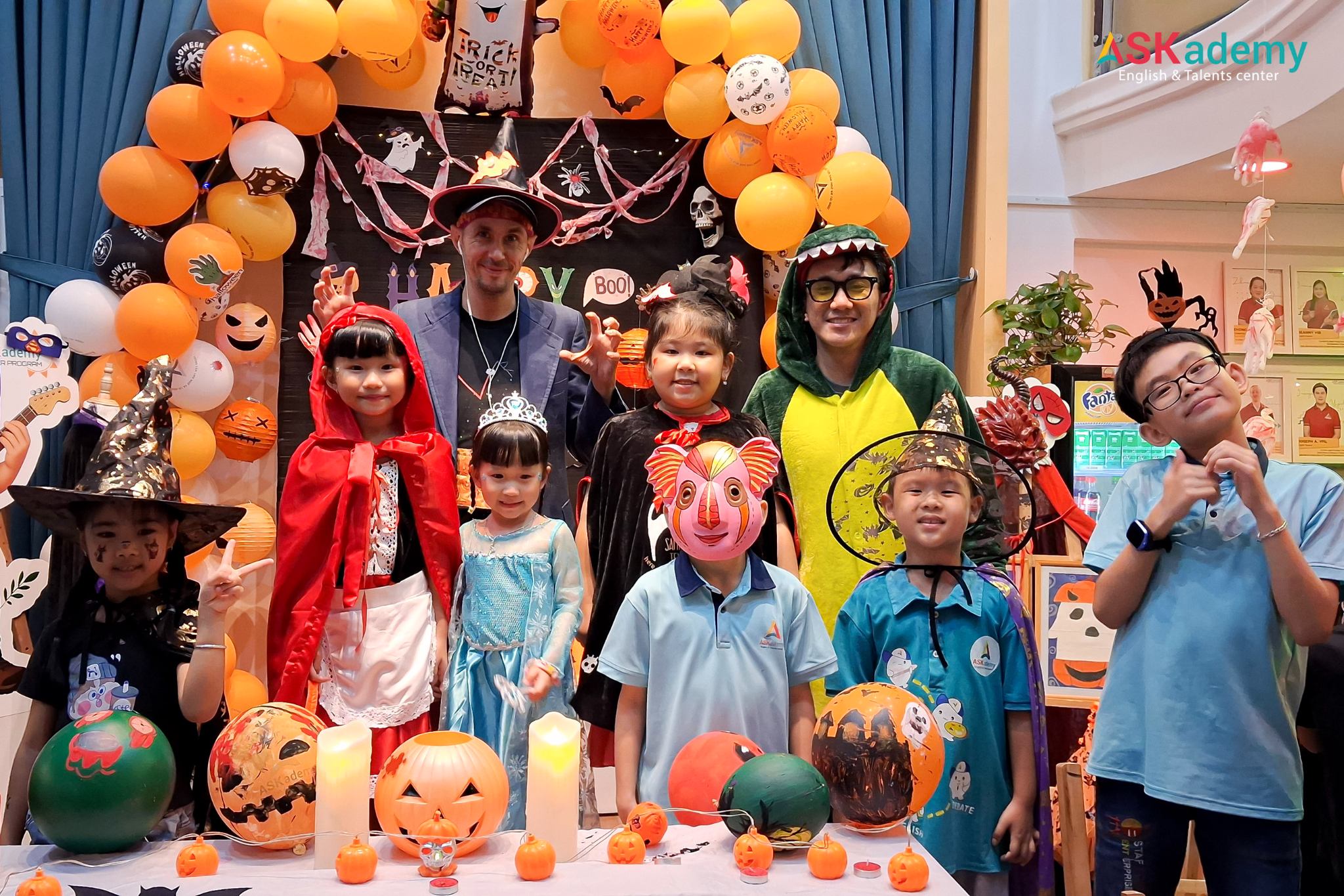 🎃 TREAT OR TRICK 2025: HALLOWEEN TƯNG BỪNG - 