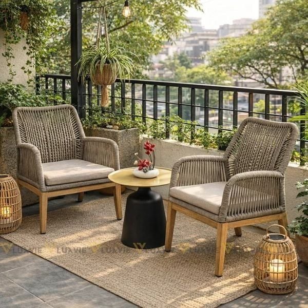 Nệm Ghế Ngoài Trời Có Chống Thấm Nước Hoàn Toàn Không? Bí Mật Đằng Sau Công Nghệ Chống Mốc Ẩm Khi Mưa Lớn