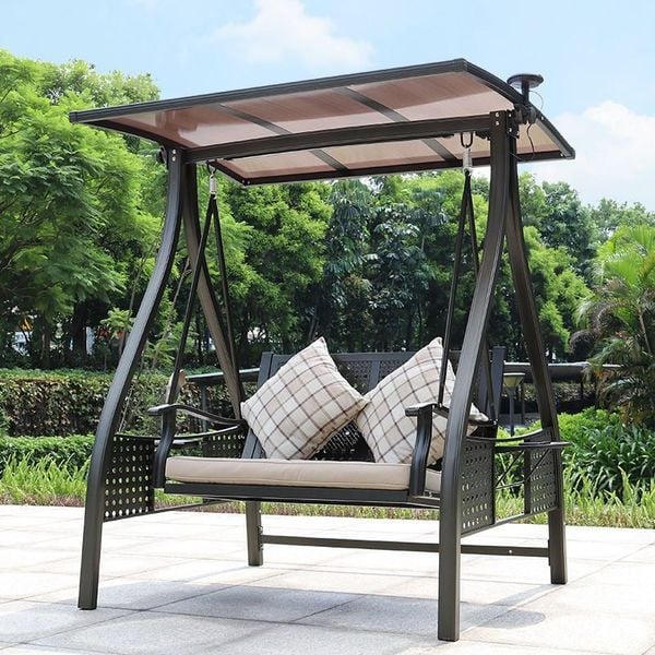 Ghế xích đu ngoài trời nên đặt ở đâu để vừa đẹp vừa thoải mái?