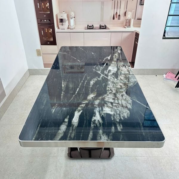 mặt đá viền inox