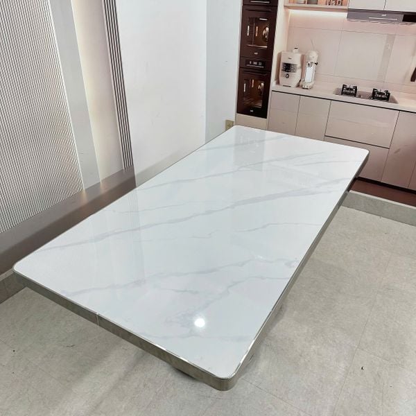 mặt đá viền inox