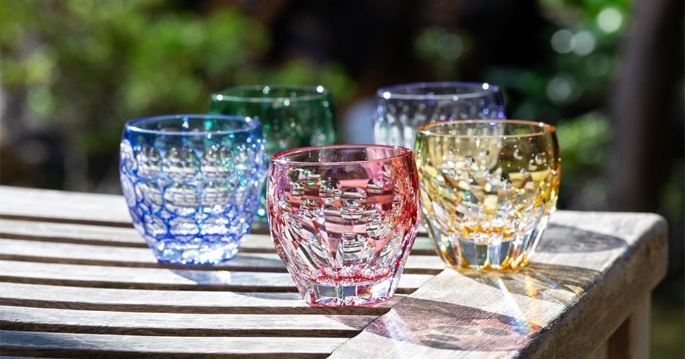 Ly Sake Pha Lê – Khi Ánh Sáng Trở Thành Một Phần Của Nghệ Thuật Thưởng Thức