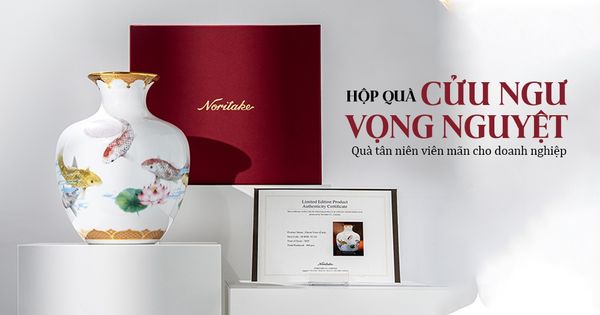 Hộp Quà Cửu Ngư Vọng Nguyệt – Bình Hoa Phong Thủy Viên Mãn Cho Quà Tân Niên Doanh Nghiệp 2026