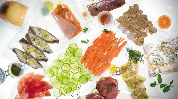 Máy hút chân không Miele EVS 7010