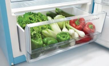 Ngăn rau củ CrispZone giữ ẩm tối ưu