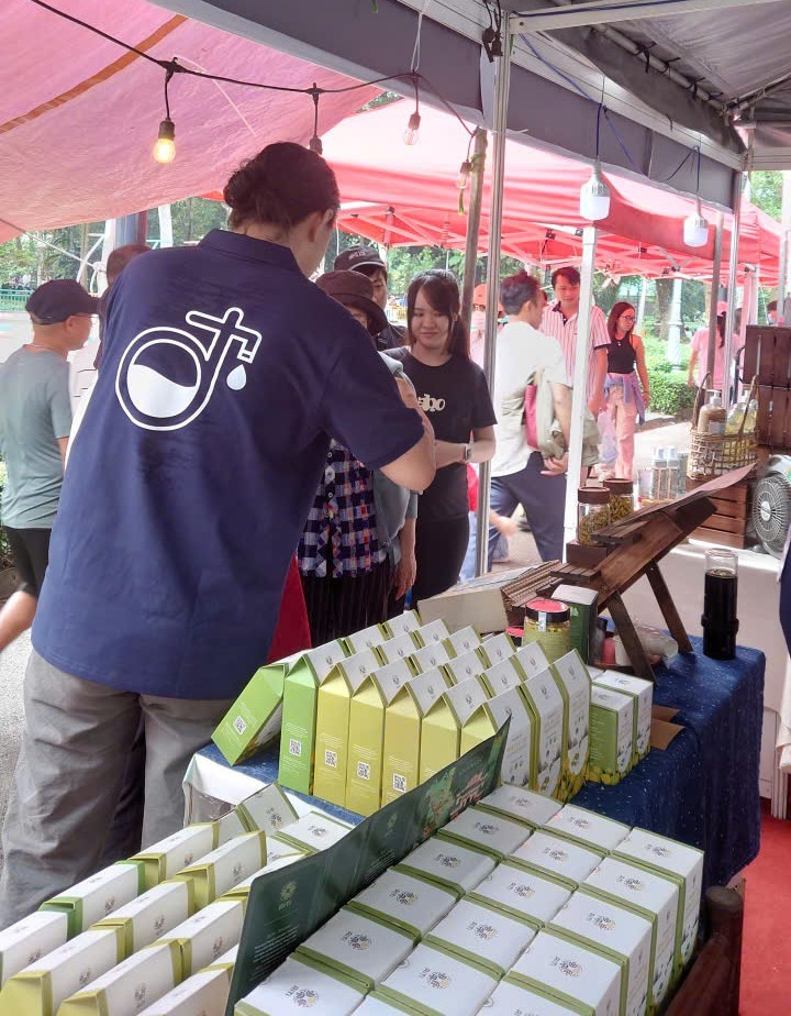 Hội Chợ Tết Dương Lịch ở Thảo Cầm Viên Sài Gòn