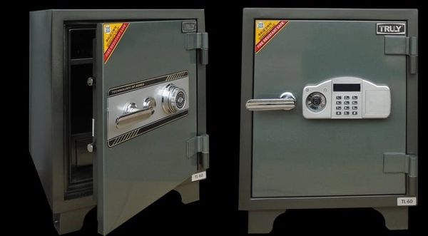 Két sắt cho kho xưởng – Đâu là giải pháp bảo vệ tài sản hiệu quả?