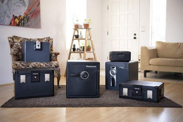 Mua két sắt ở quận 5: bảo vệ tài sản và vượng khí