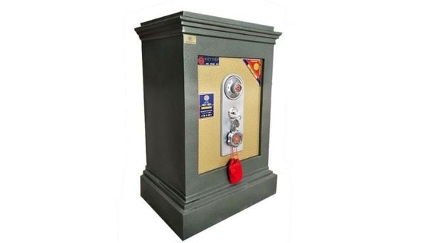 Két sắt Việt Nhật có tốt không? Đánh giá chi tiết ưu nhược điểm