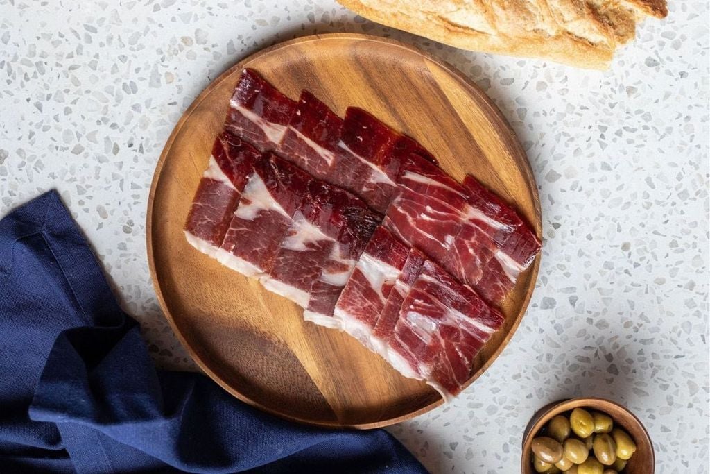 Jamón có đốm trắng là gì? Có phải Jamón bị mốc?
