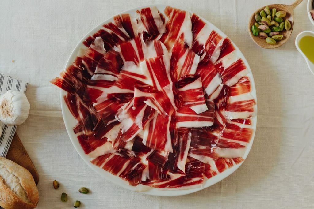 Jamón Bodega là gì? Khác gì Reserva và Gran Reserva?
