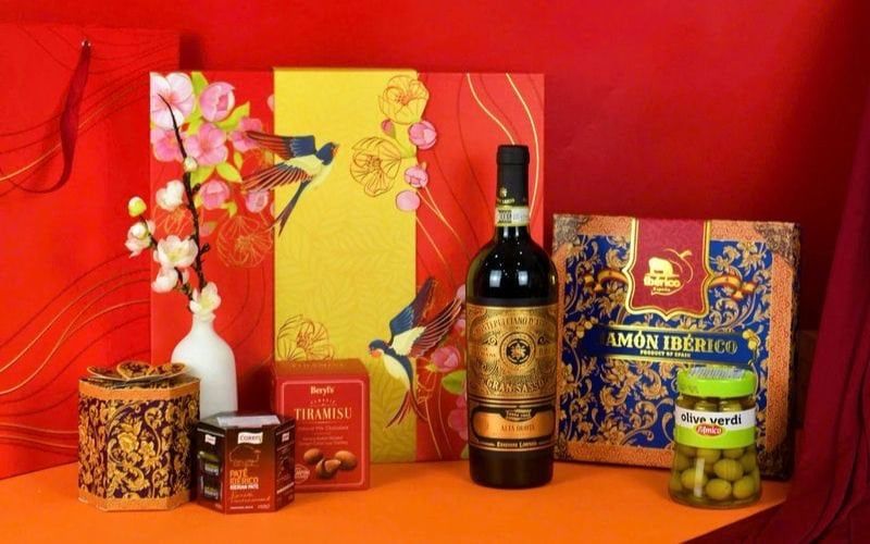 Quà tặng rượu vang Tết: Chọn loại nào để ghi điểm tuyệt đối?