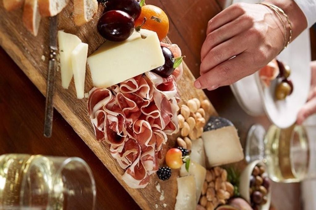 Sai lầm khi sắp xếp charcuterie board