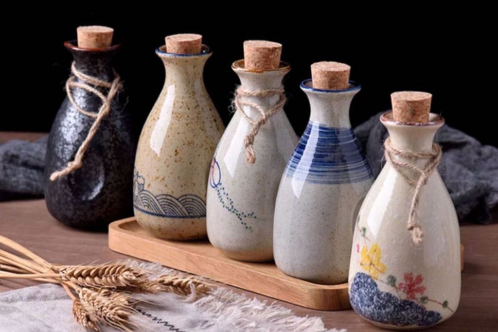 Ly uống sake có quan trọng không?