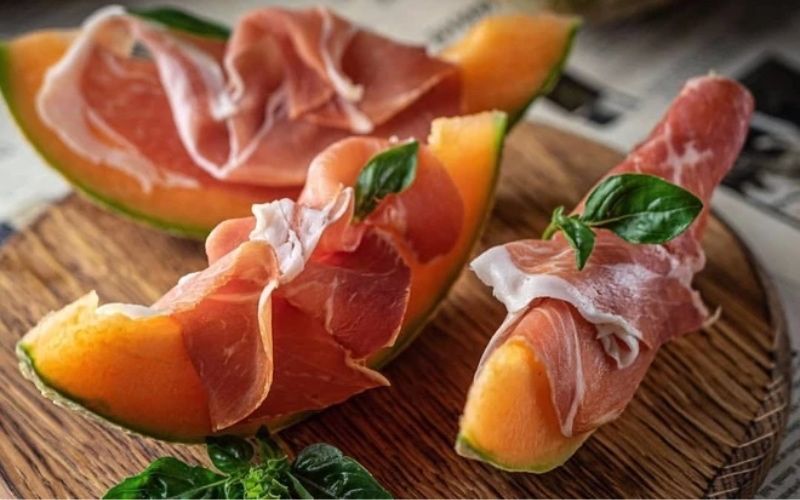10 Công Thức Món Ngon Sáng Tạo Với Đùi Heo Muối Iberico