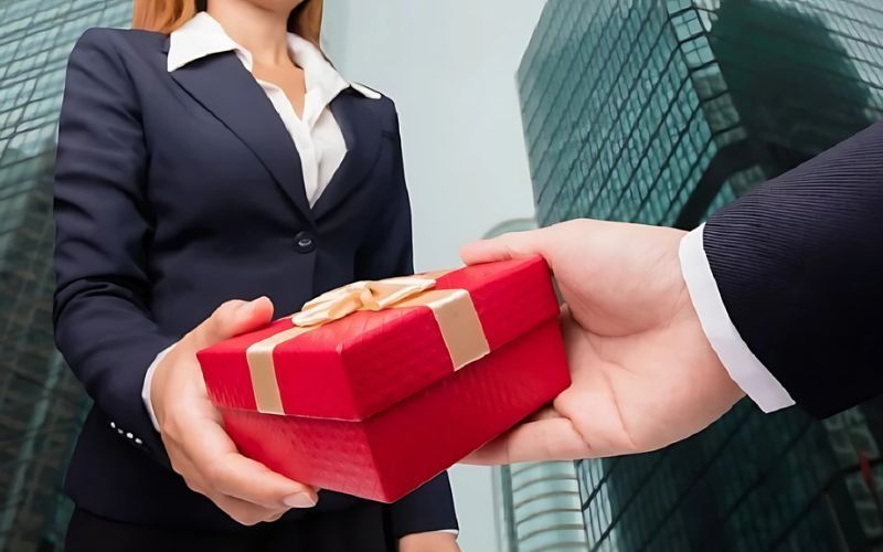 Review chi tiết các loại quà Tết doanh nghiệp đang hot nhất