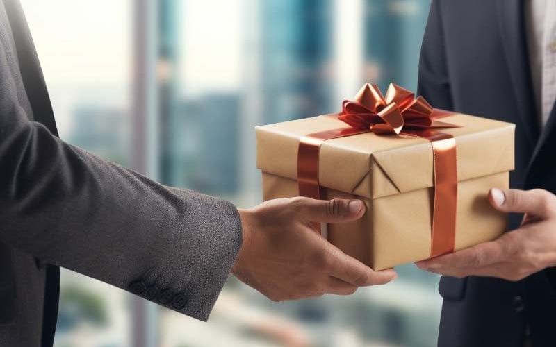 Món quà Tết đậm chất châu Âu dành riêng cho đối tác cấp cao