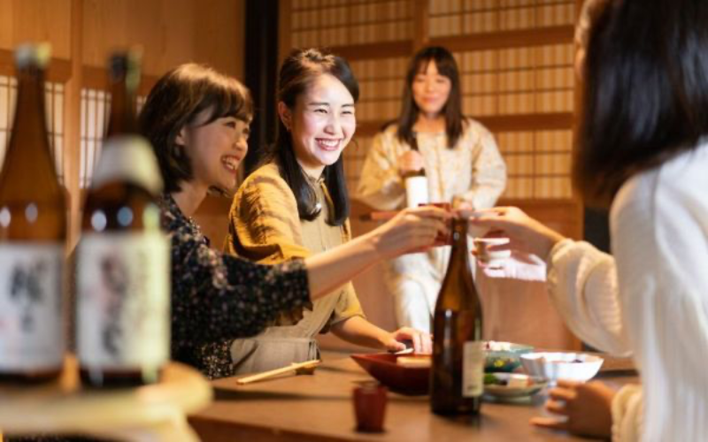 Rượu Sake Junmai, Ginjo, Daiginjo: Quà Tết nào là đẳng cấp nhất?
