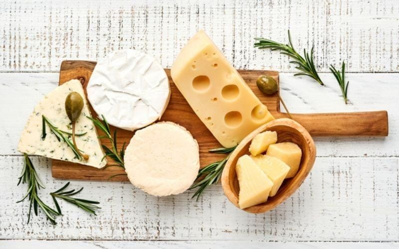 10 giá trị dinh dưỡng và lợi ích sức khỏe của phô mai