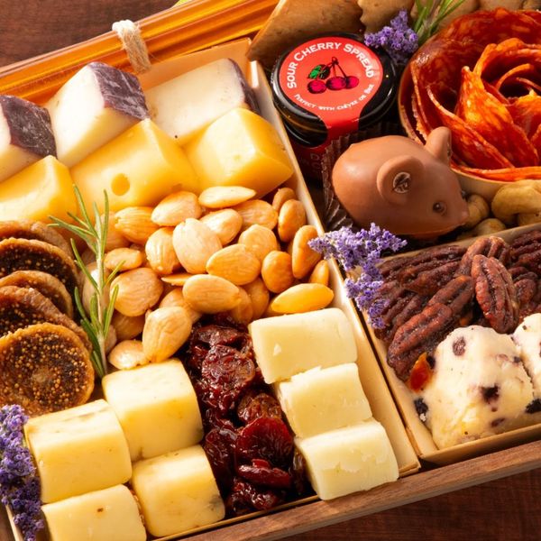 pho-mai-trong-charcuterie