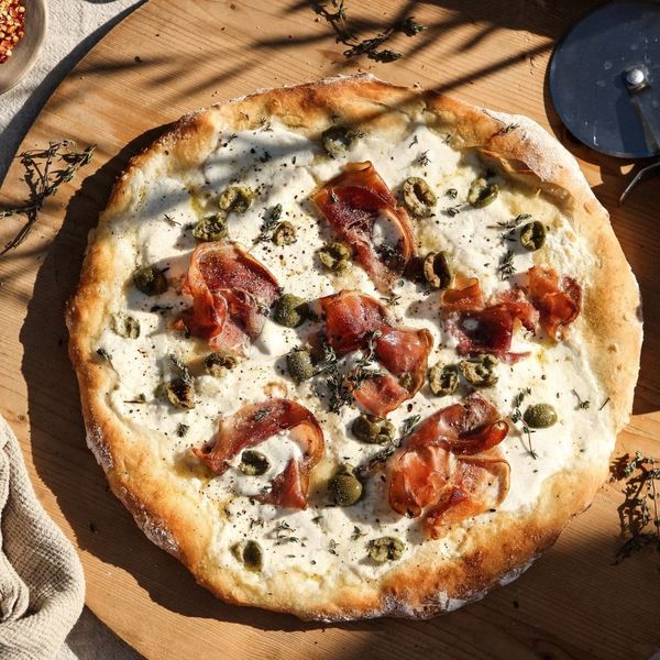 oliu-thit-nguoi-pizza