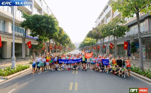 ERKE RUN CLUB CHẠY MỪNG NGÀY GIẢI PHÓNG 30/4