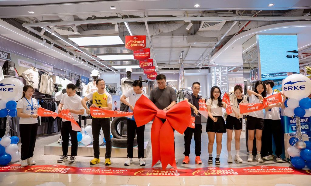 SUPER STORE ERKE VINCOM ROYAL CITY – KHAI MỞ CHƯƠNG MỚI