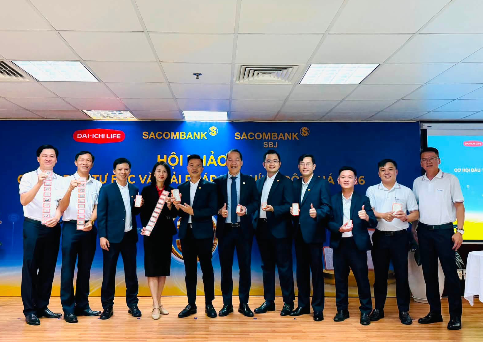 Lan tỏa giá trị thịnh vượng: Kim-Phúc-Lộc thu hút đông đảo khách hàng tại Lâm Đồng