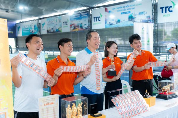 Sân đấu bùng nổ - Đam mê thăng hoa