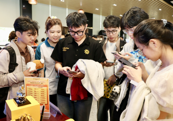Tương lai nghề nghiệp trong kỷ nguyên AI: Những góc nhìn từ Talkshow tại Đại học Kinh tế - Luật (UEL)