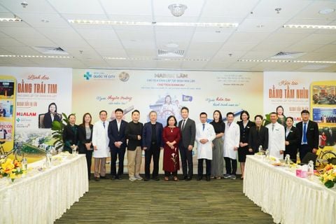 LỄ KÝ KẾT HỢP ĐỒNG HỢP TÁC VỀ VIỆC VẬN HÀNH TRUNG TÂM THẨM MỸ VÀ Y HỌC TÁI TẠO GIỮA TẬP ĐOÀN JM GROUP VÀ BỆNH VIỆN QUỐC TẾ CITY (CIH)