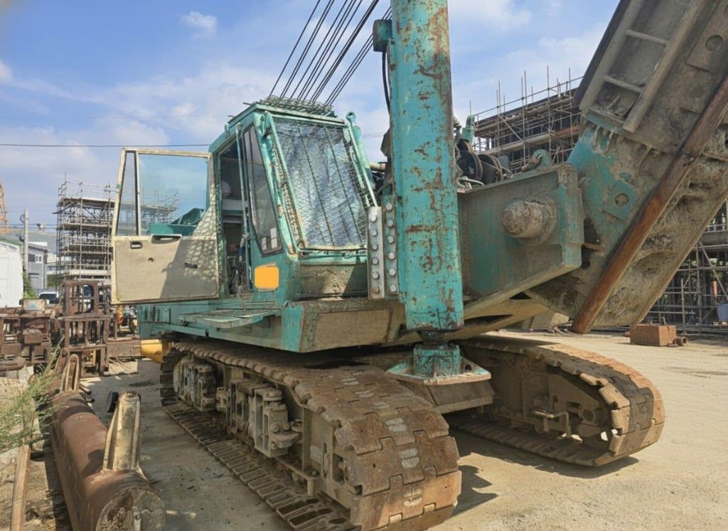 Máy khoanxi măng đất cũ NIPPON SHARYO DH658-135M đời 1995 Nhật Bản