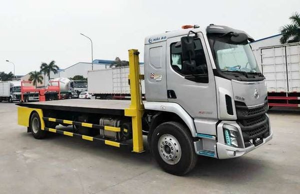 Xe nâng đầu