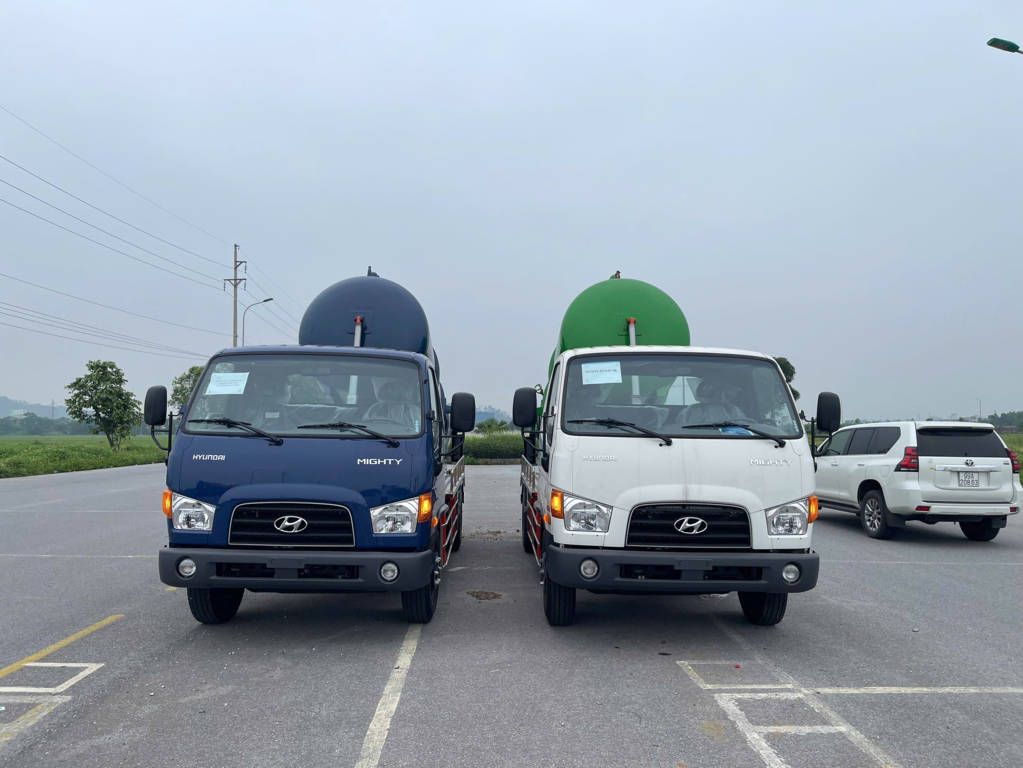 Cabin Xe Hút Chất Thải Hyundai 6 Khối Mighty W11S