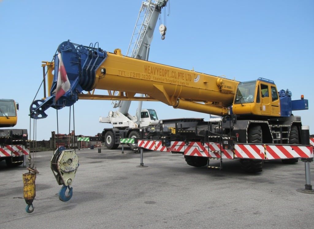 cau-lop-60-tan-tadano-gr600ex-3-cu-2015