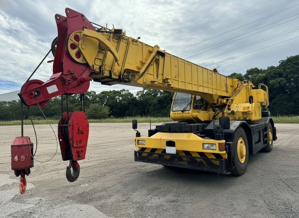 Cẩu Kobelco 45 tấn KR450 đời 1990