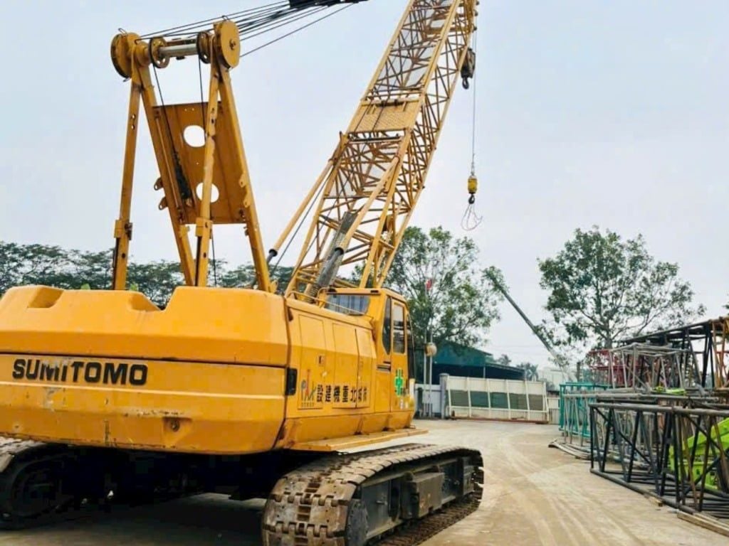 cần cẩu Sumitomo SC650-2 cũ đời 1995 thực tế tại Vietnhatcorp