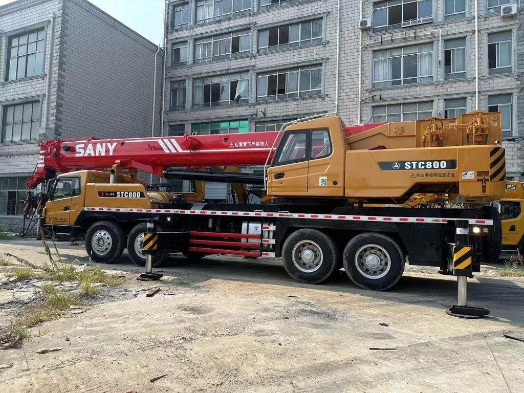 Tiêu chí đánh giá Cẩu bánh lốp 80 tấn Sany STC800 đời 2019