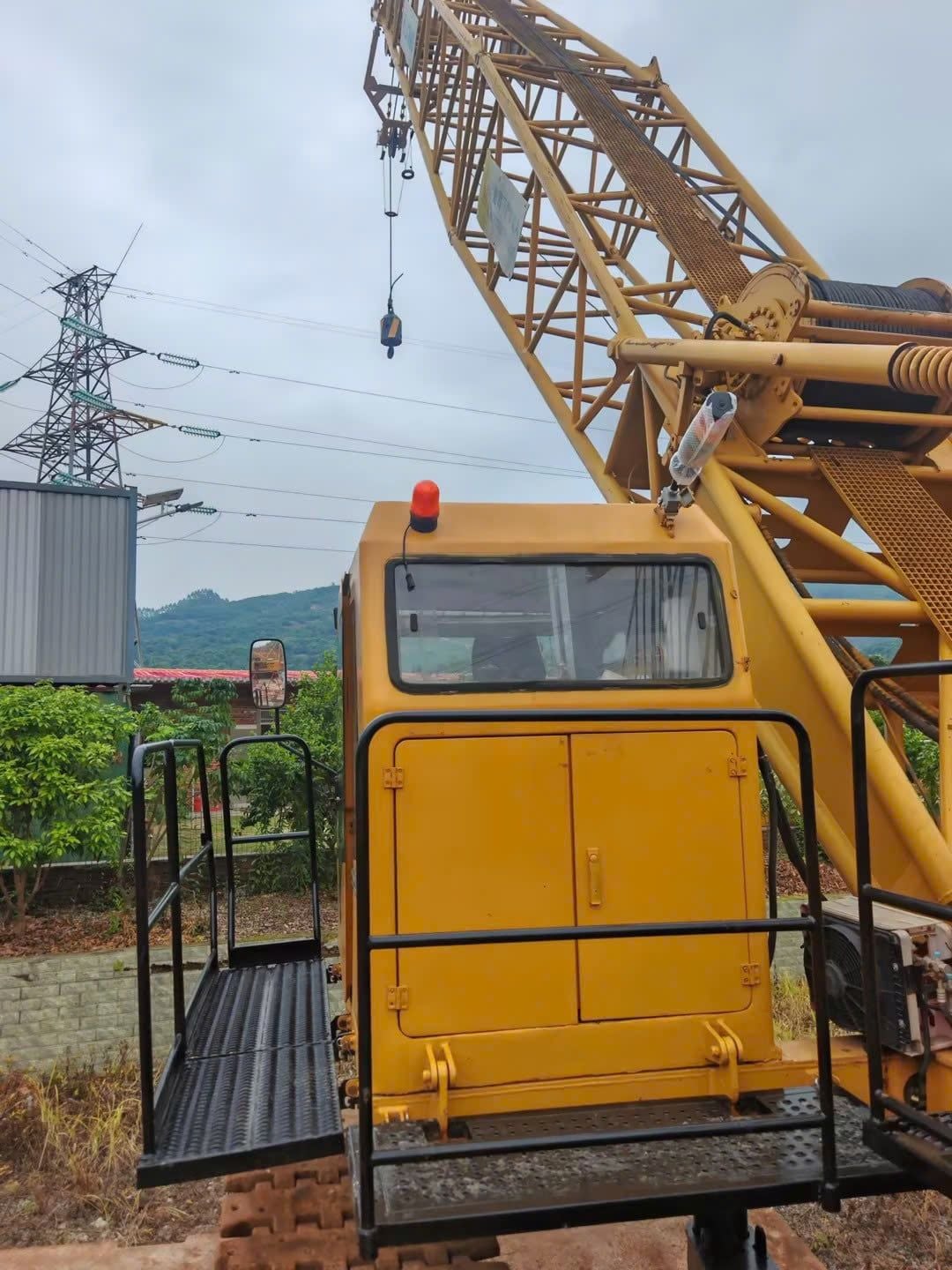 Khoang động cơ XGC130-i