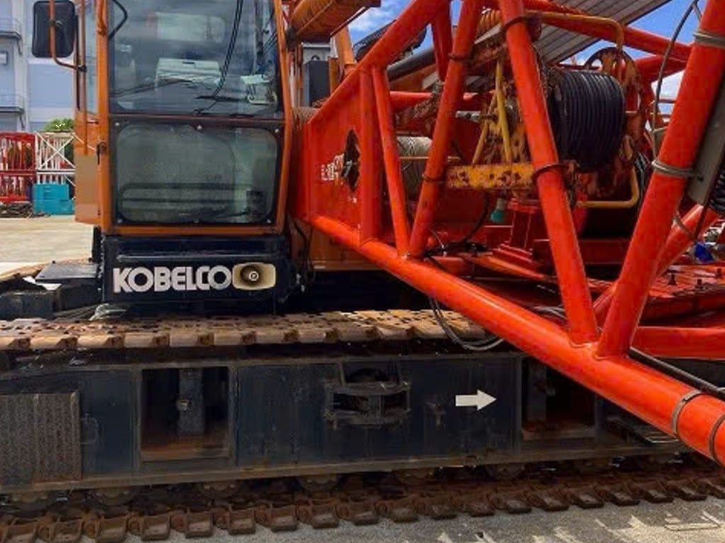 HÌnh thực tế Cẩu xích 70 tấn Kobelco 7070-1F Đời 2008 Nhập Nhật