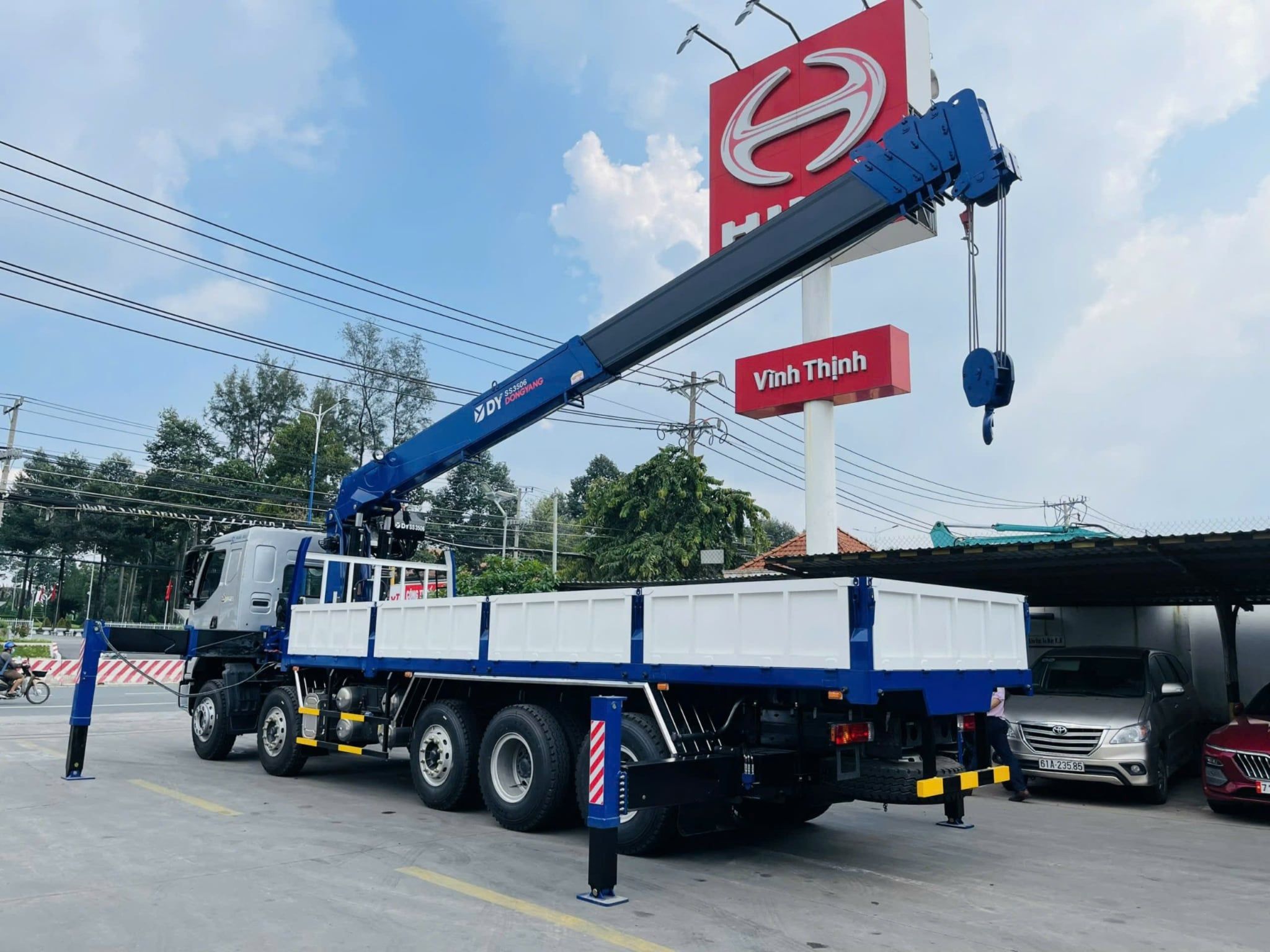 VietNhatCorp tư vấn miễn phí theo tải trọng, tầm với và loại công trình thực tế của bạn.