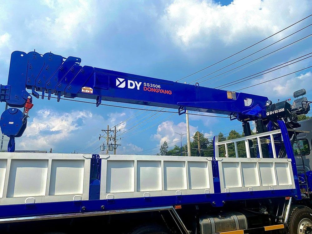 Cẩu 6 đốt cần Dongyang SS3506 – vươn cao 27,8 m