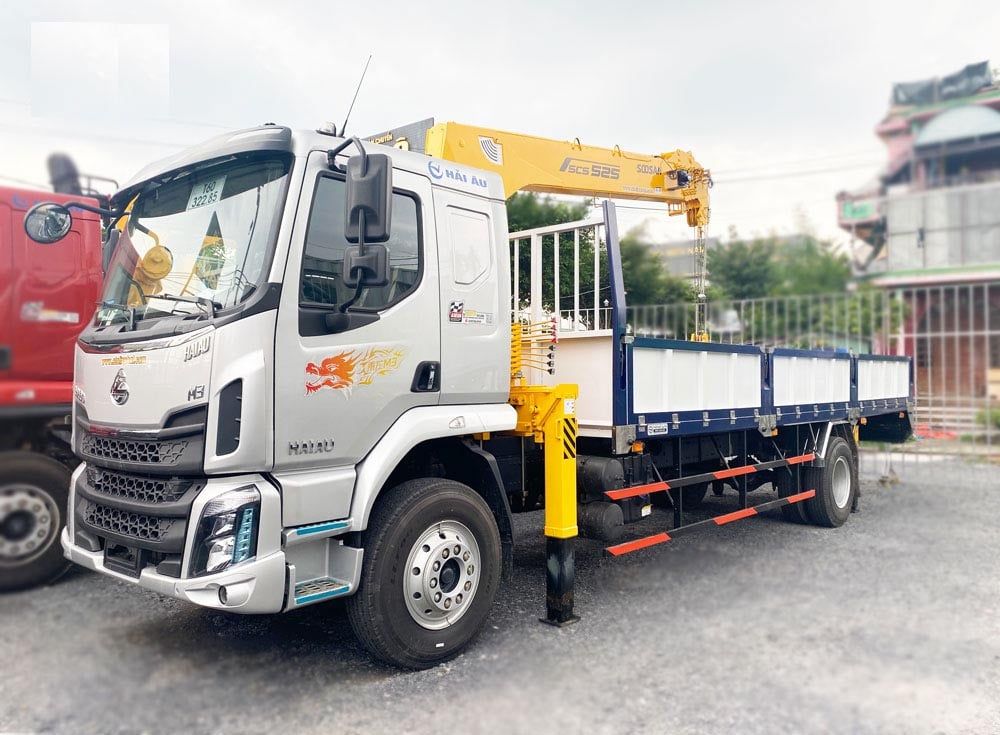 M3 gắn cẩu Soosan SCS525 nâng tối đa 5.300 kg