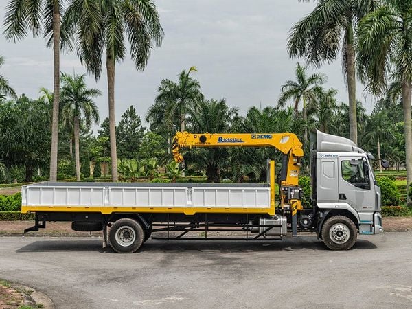 Xe cẩu 5 tấn xcmg