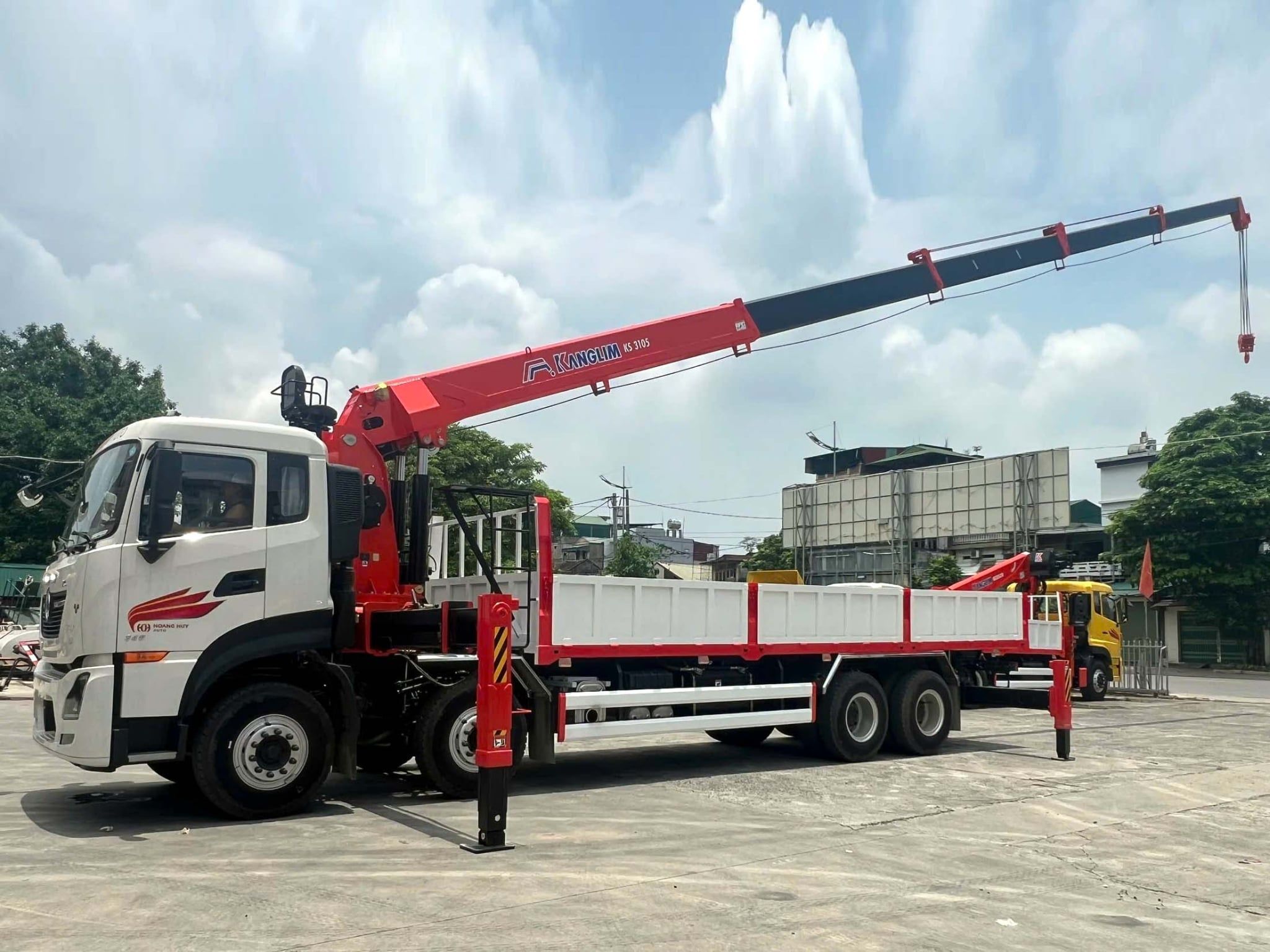 Vì Sao Nên Chọn Cấu Hình Dongfeng 4 Chân + Kanglim KS3105?