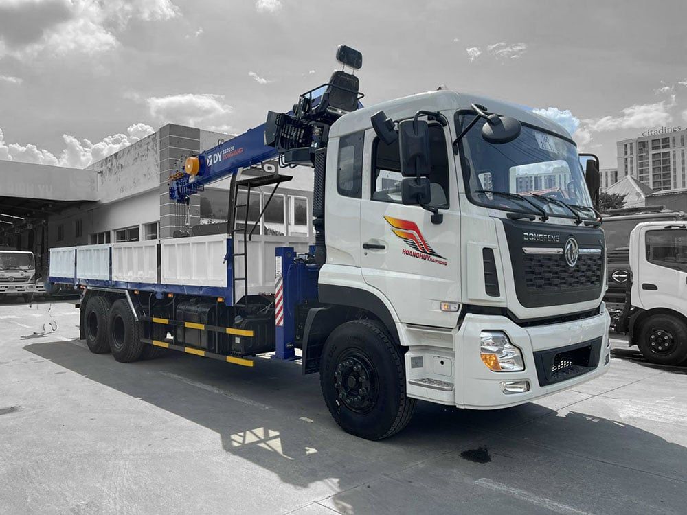 Điểm nổi bật của xe nền Dongfeng N270