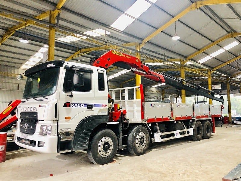 Xe cẩu tự hành cũ