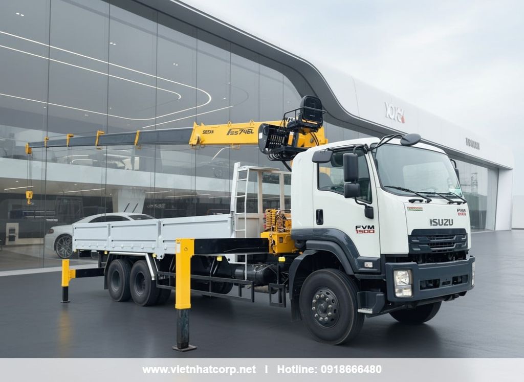 Xe tải gắn cẩu 8 tấn Soosan SCS746L nền xe Isuzu FVM 15 tấn