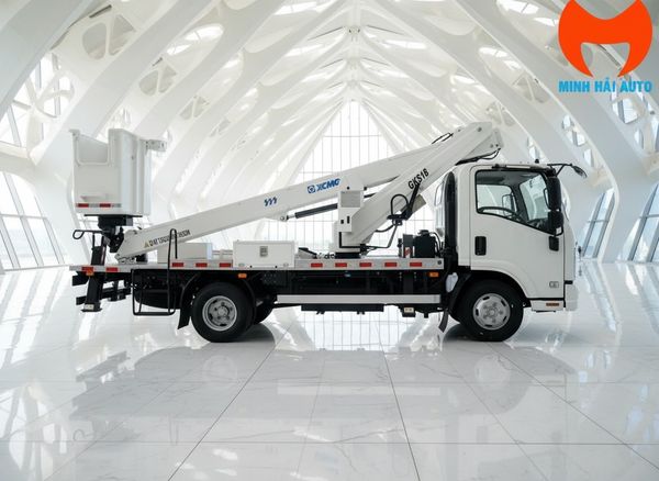 Giá xe nâng người 18 m xcmg GKS18